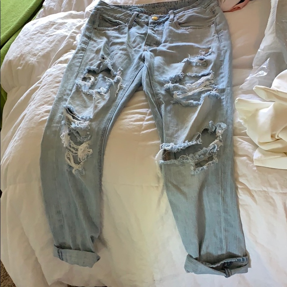 American eagle tomgirl jeans